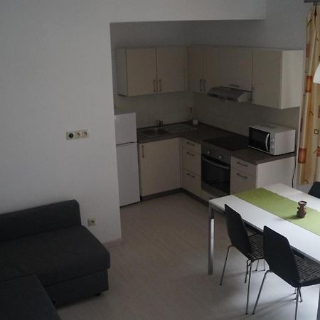 Penzión Jolla Cerveny Klástor Quarto foto